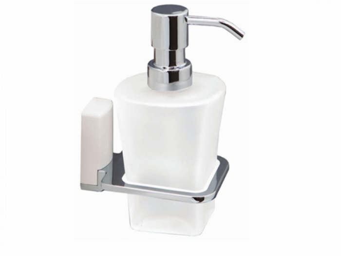 Дозатор для жидкого мыла стеклянный К-5099 White
