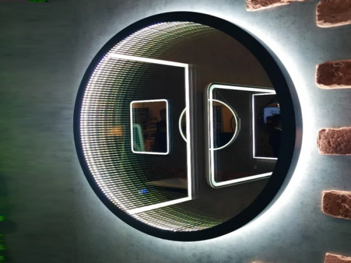 1Зеркало Континент Infinity LED D600 с туннельной подсветкой